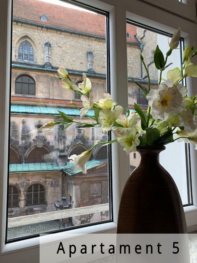Willa Przy Czarnej Bramie Kłodzko Buitenkant foto